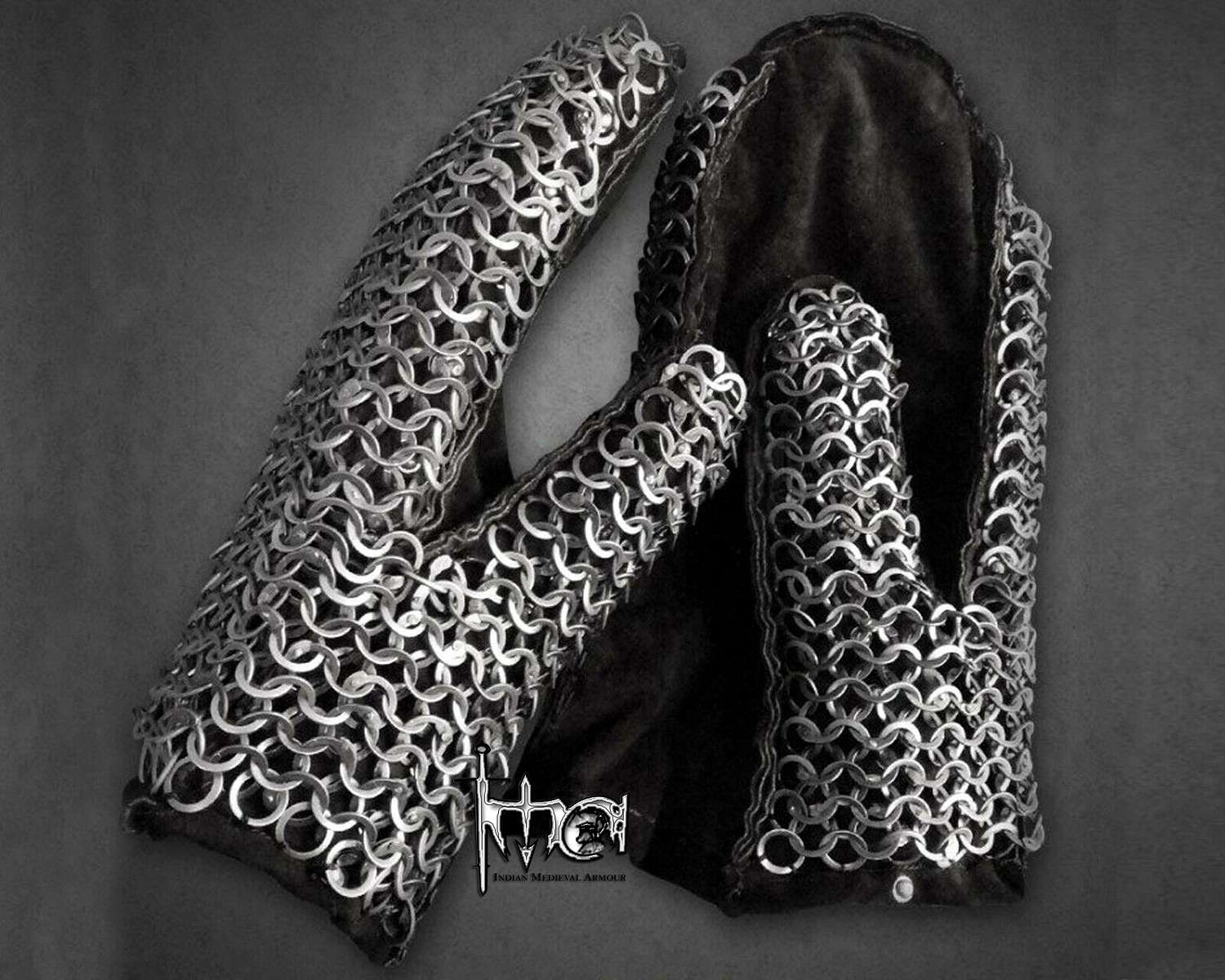 Chain Mail: Chainmail Gloves - Chainmail Armor