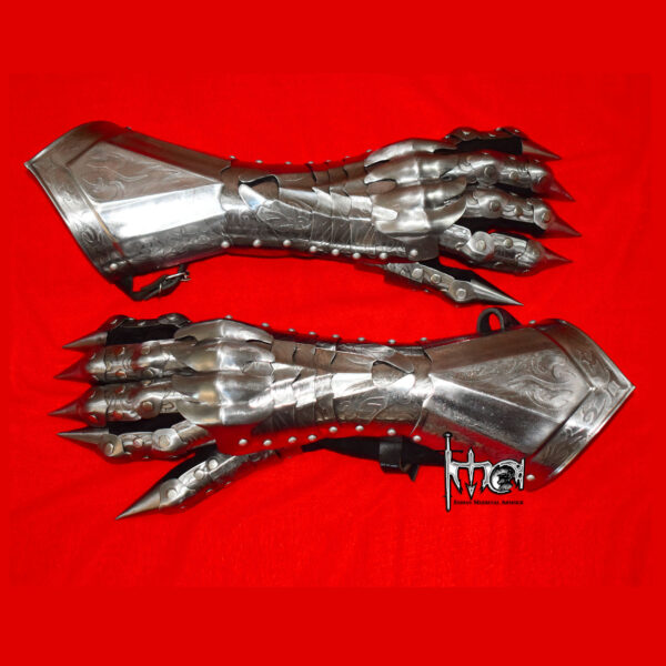 Nazgul Gauntlets