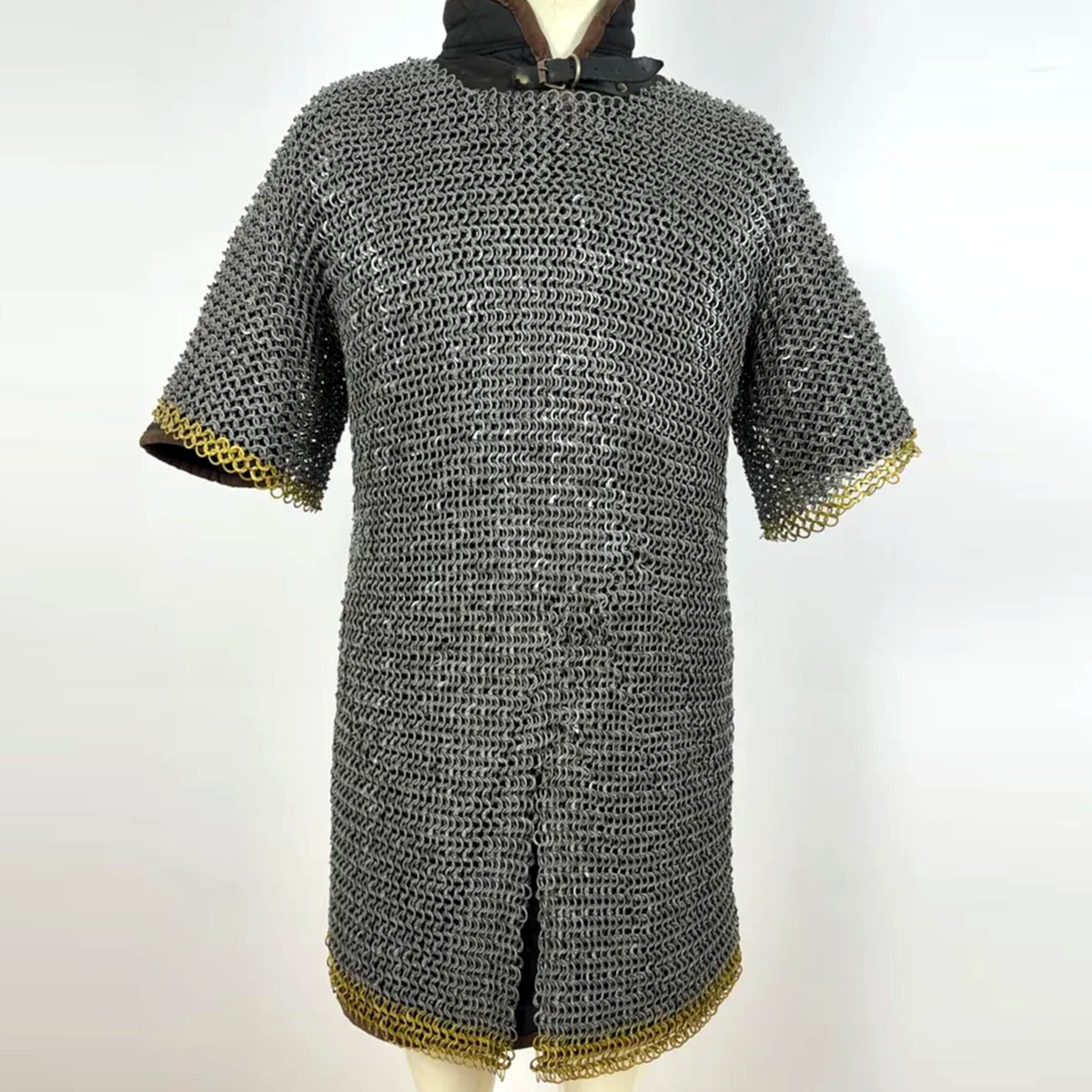 Medieval Chainmail Shirt 8 mm Flat Riveted Rings with Brass Detailing